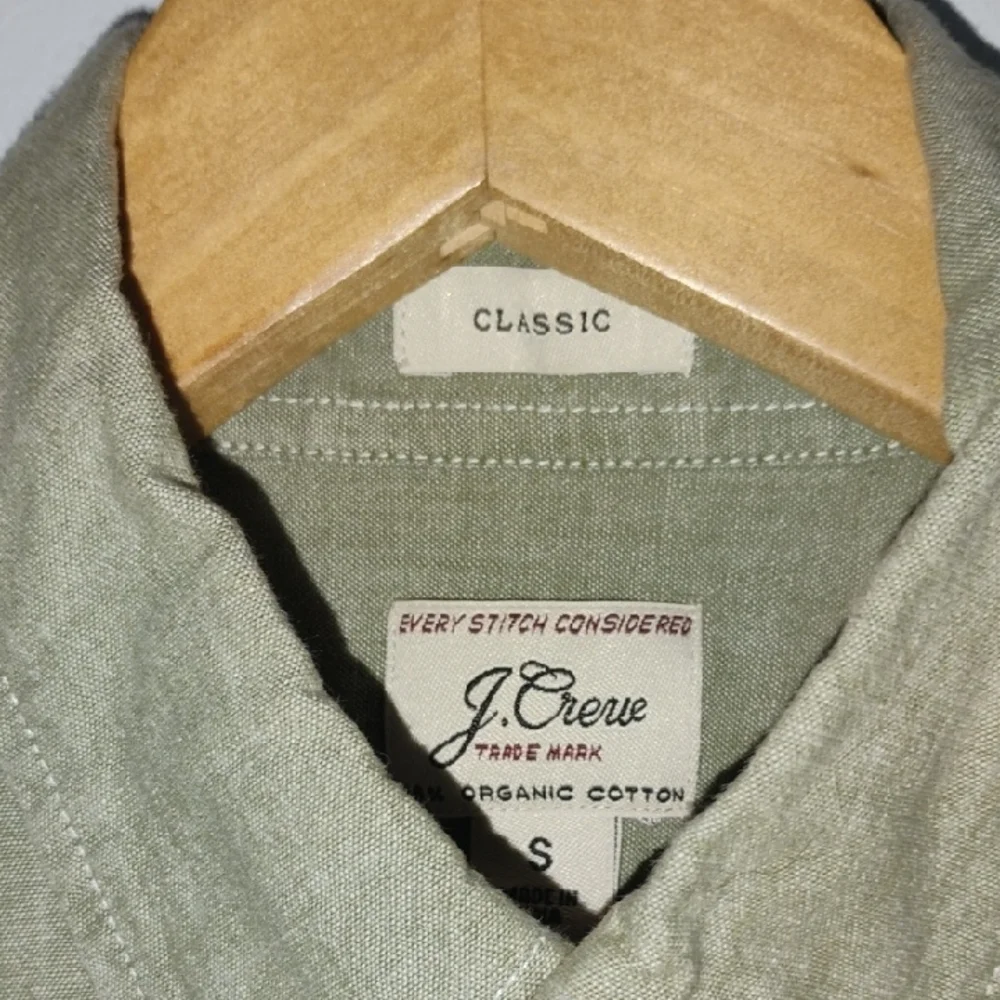 J. Crew Men's Olive Button-Down Shirt Classic Fit Casual Preppy Organic Cotton
